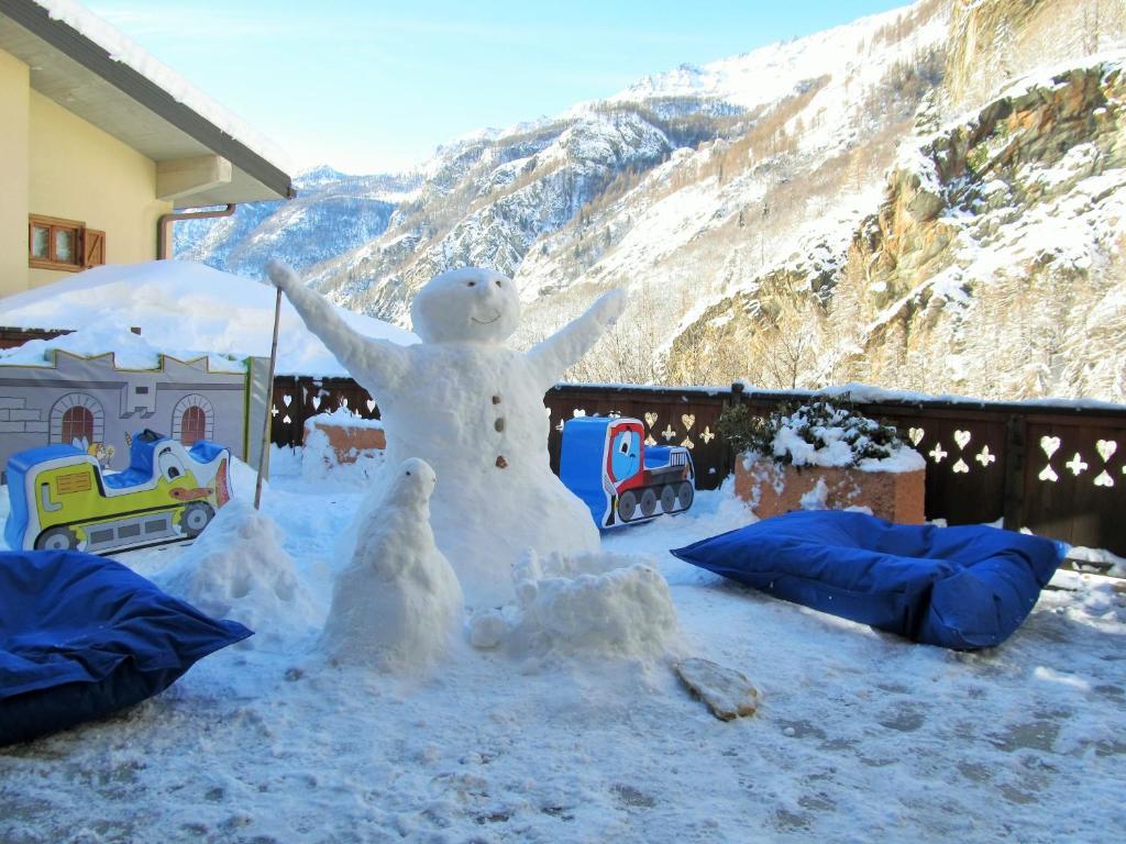 Miramonti Hotel Valtournenche Luaran gambar